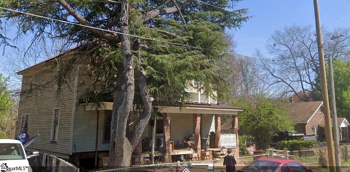 107 Academy St Union, SC 29353  | Single Family