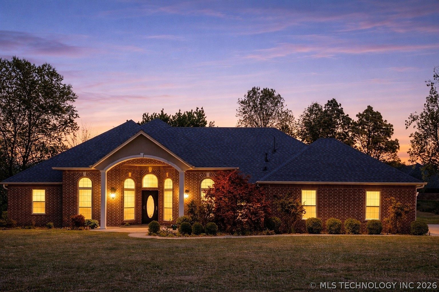 9917 E Shadowlake Dr Claremore, OK 74017  | Single Family