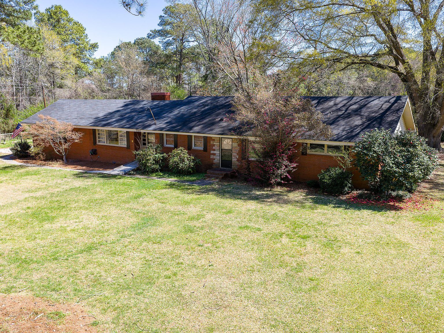 704 Pearces Rd Zebulon, NC 27597 - Thumbnail 2