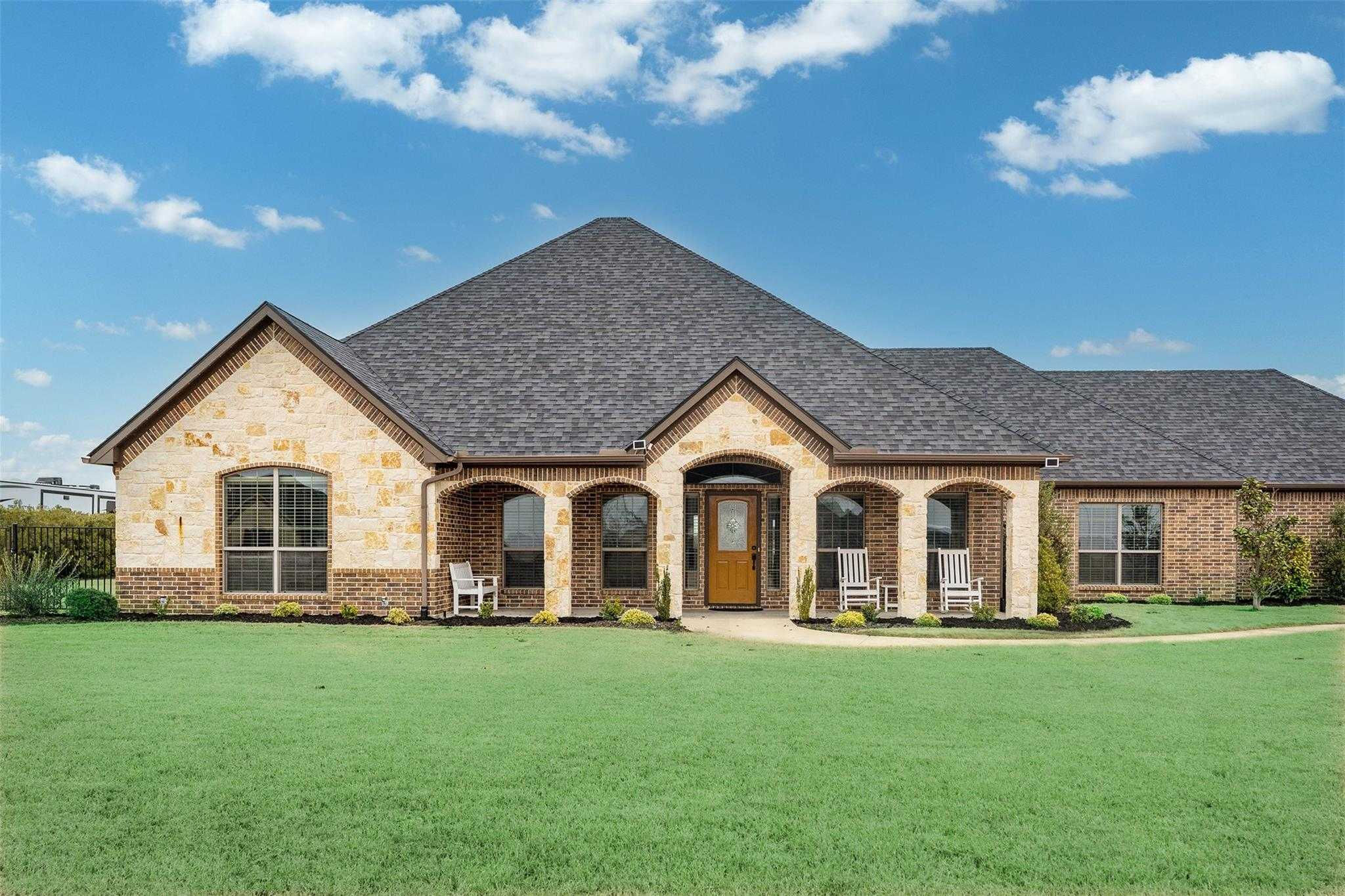 2921 West Alamosa Drive, Terrell, TX, USA, 75160  | Single Family