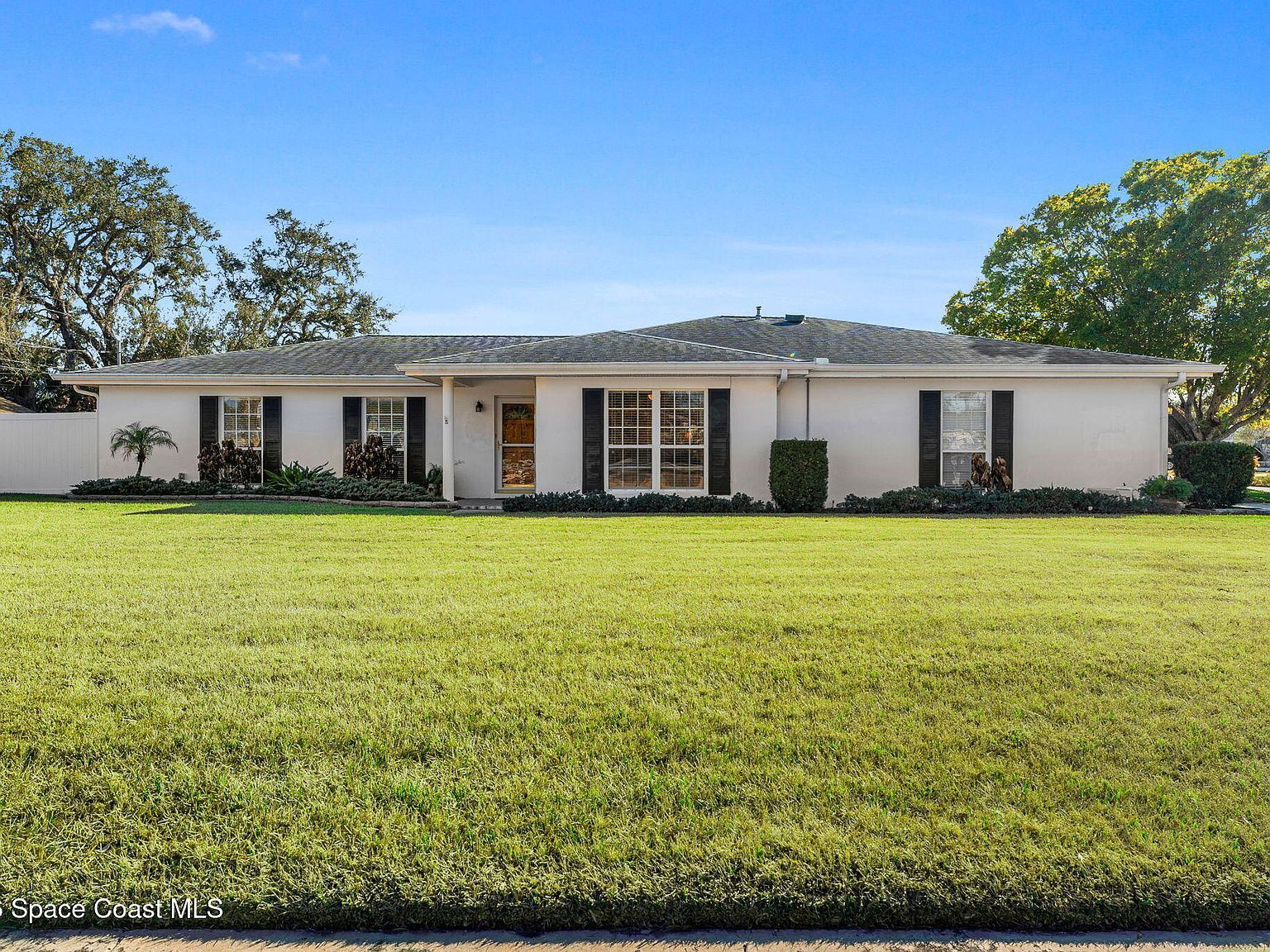 2501 Diplomat Dr Melbourne, FL 32901 - Thumbnail 2