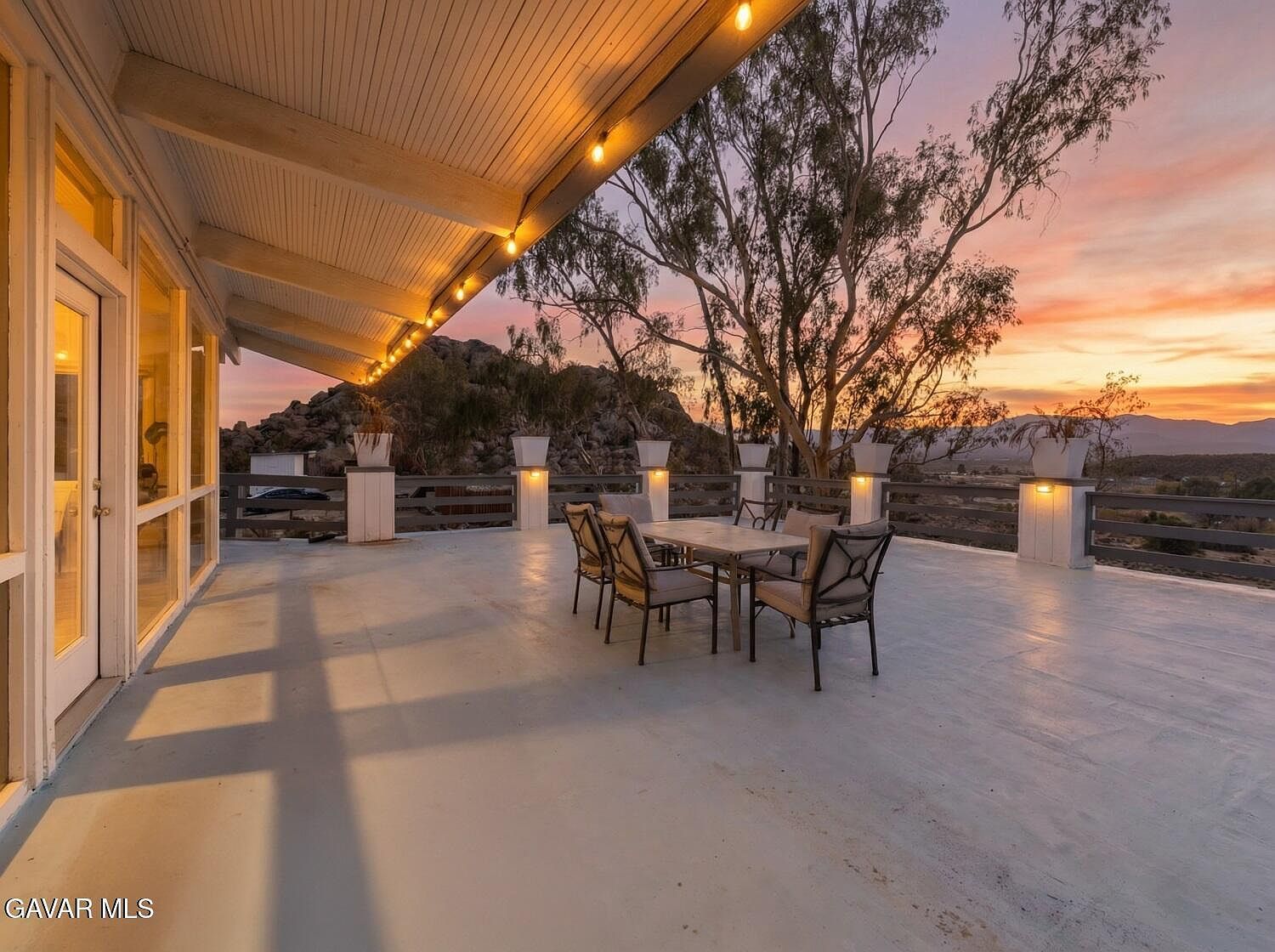 16822 Glenfall Ave Palmdale, CA 93591 - Thumbnail 2