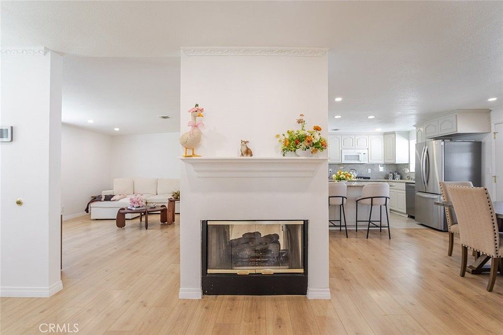 22459 Guadilamar Dr Santa Clarita, CA 91350  | Single Family