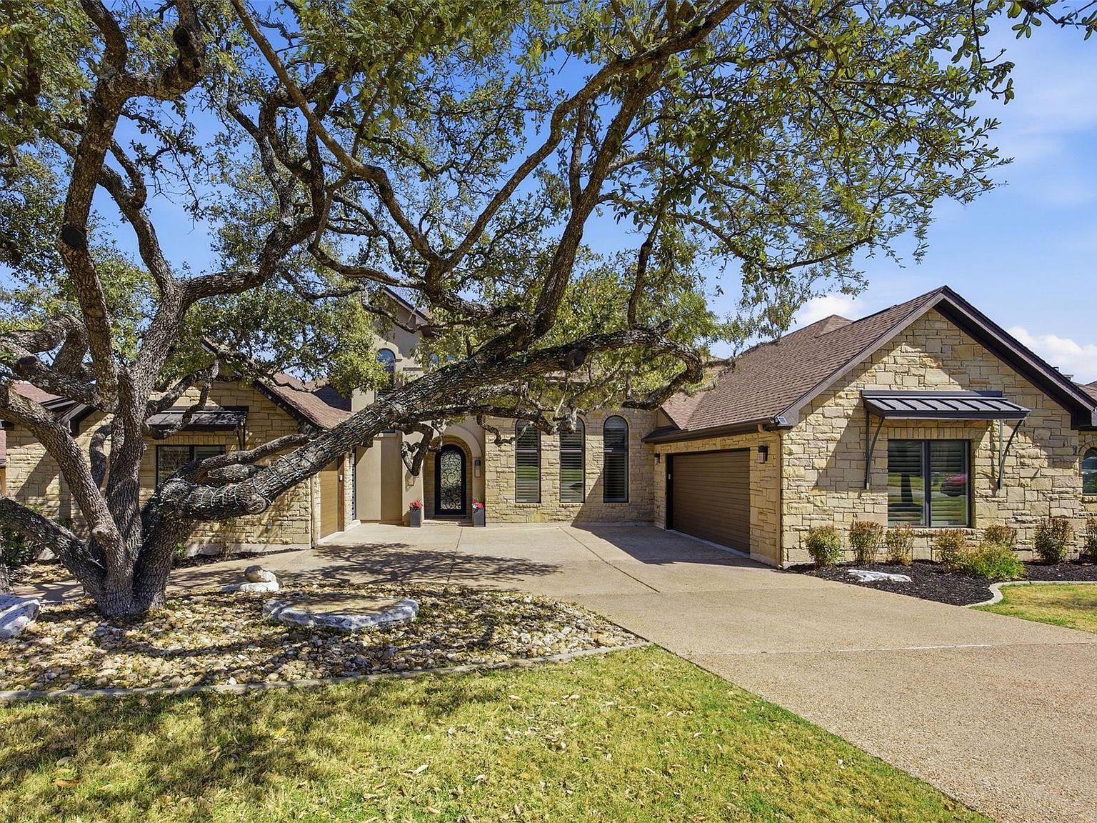 2753 Springwood Ln Georgetown, TX 78628 - Thumbnail 2