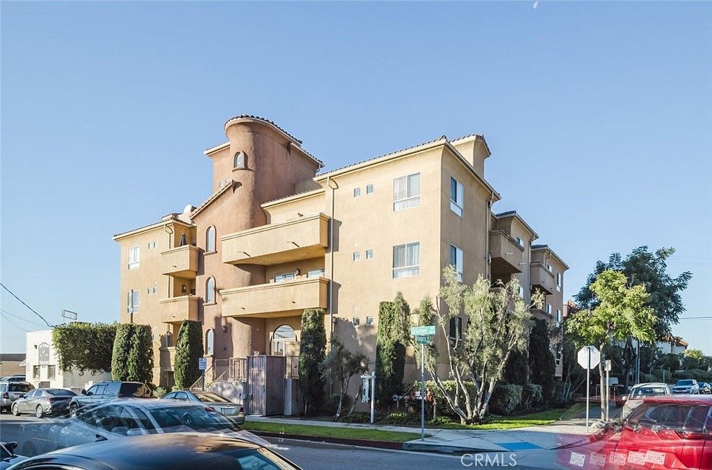 1515 Grismer Ave APT 302 Burbank, CA 91504 - Thumbnail 2