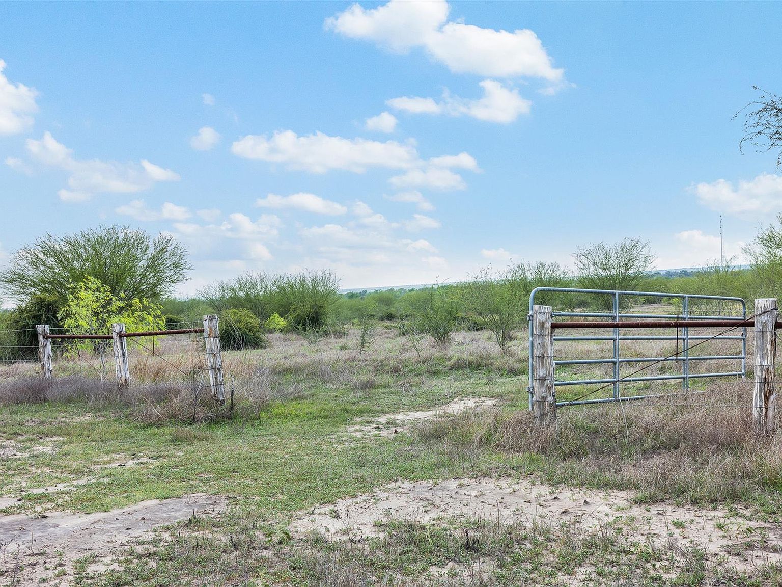 Concrete Edgar Rd Cuero, TX 77954  | Land/Lot