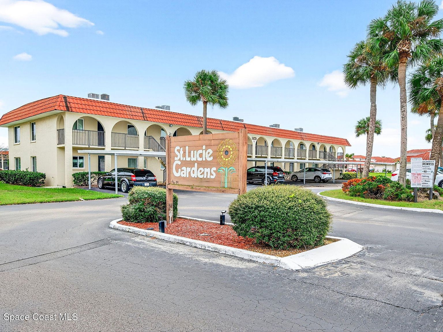 201 Saint Lucie Ln APT 810 Cocoa Beach, FL 32931  | Condominium