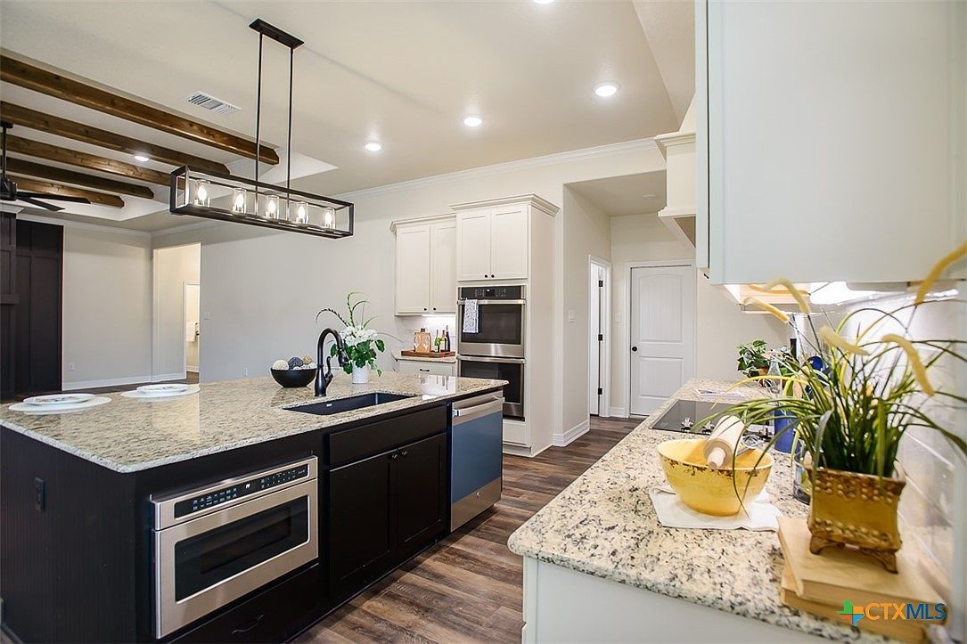 1010 Winchester Dr Nolanville, TX 76559 - Thumbnail 2