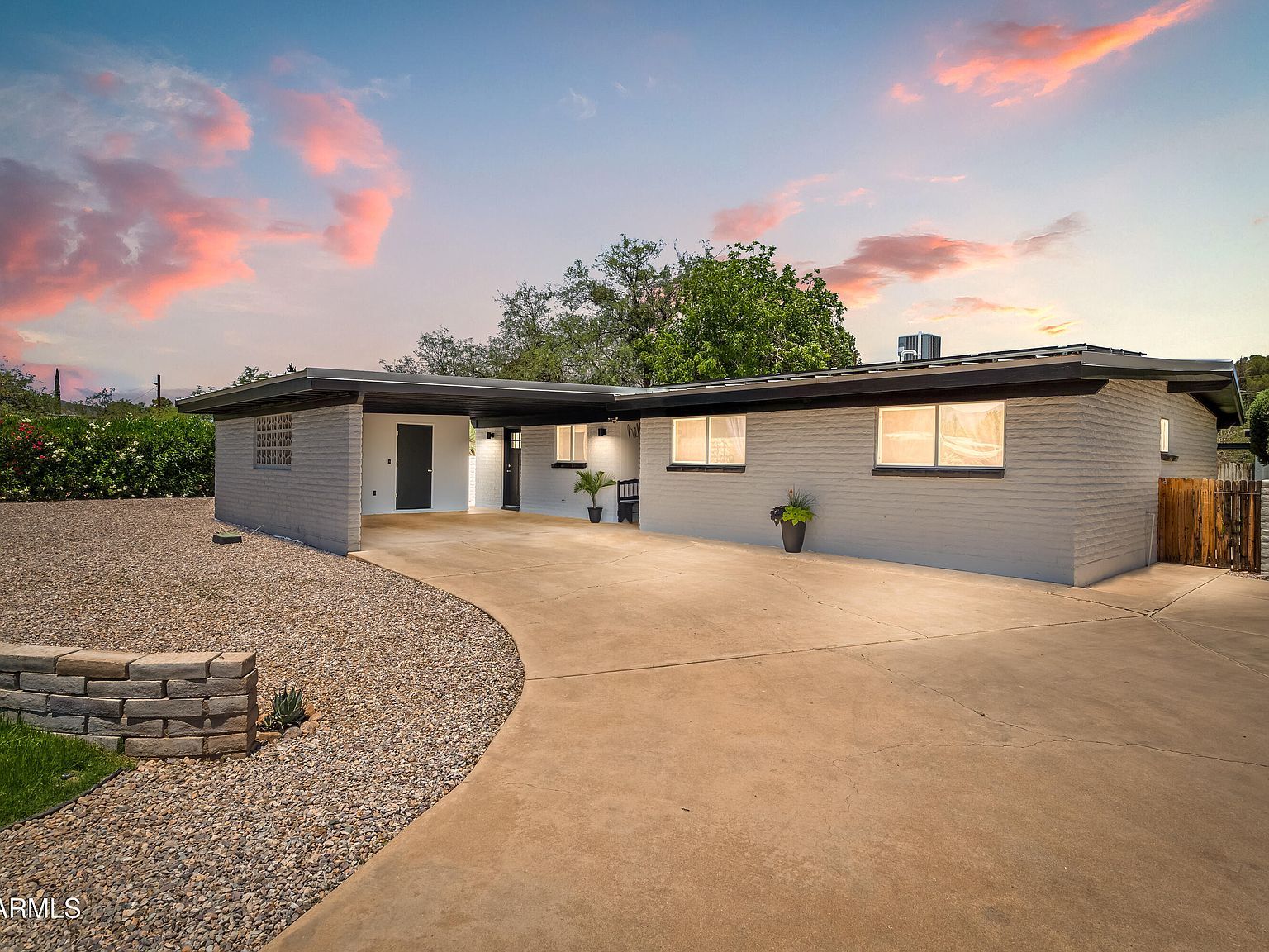 2833 Calle Pkwy Sierra Vista, AZ 85635 - Thumbnail 2