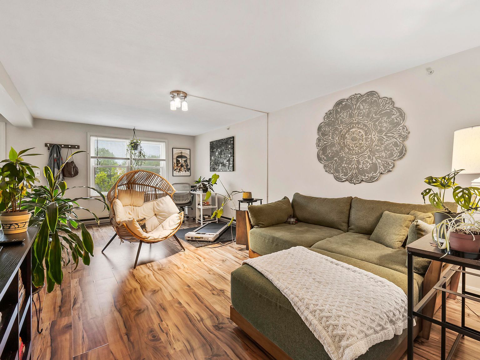 16 Mill St APT 32 Springvale, ME 04083, 4083