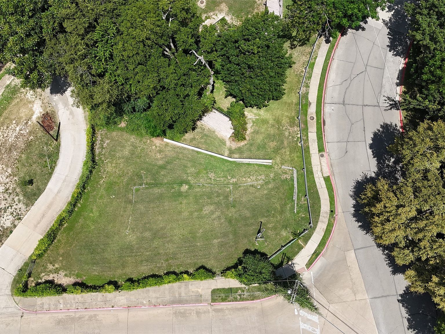 6743 Sondra Dr Dallas, TX 75214 - Thumbnail 2