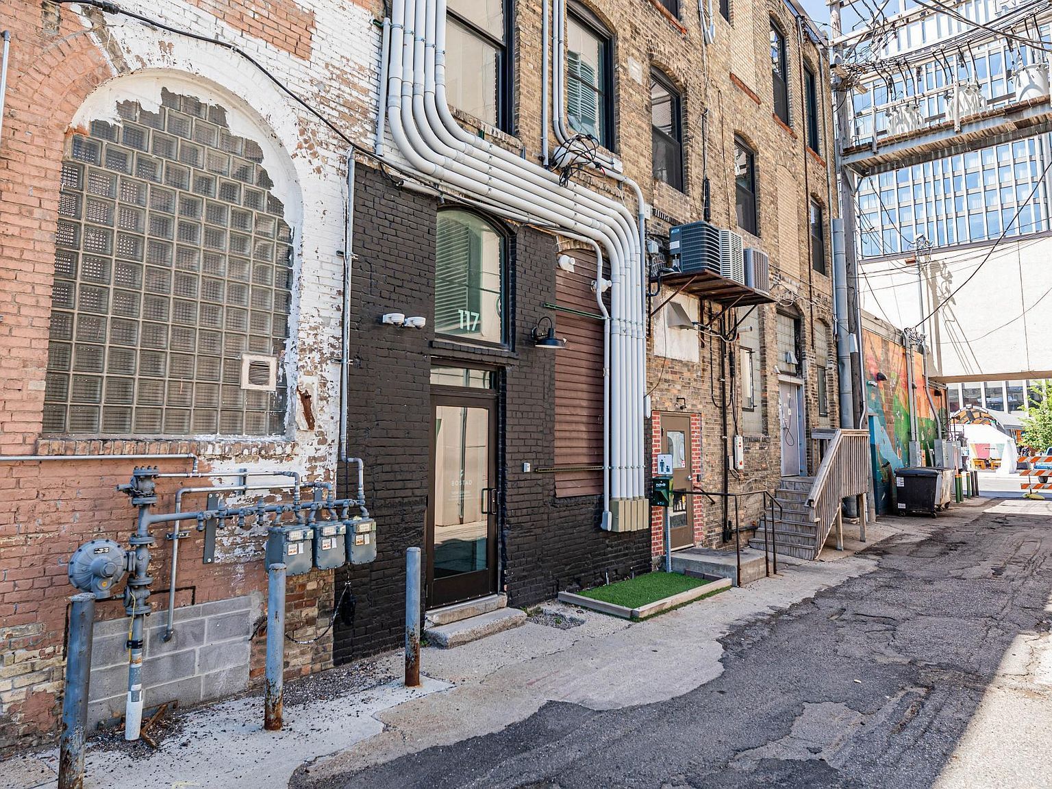 117 Broadway N APT 211 Fargo, ND 58102 - Thumbnail 2