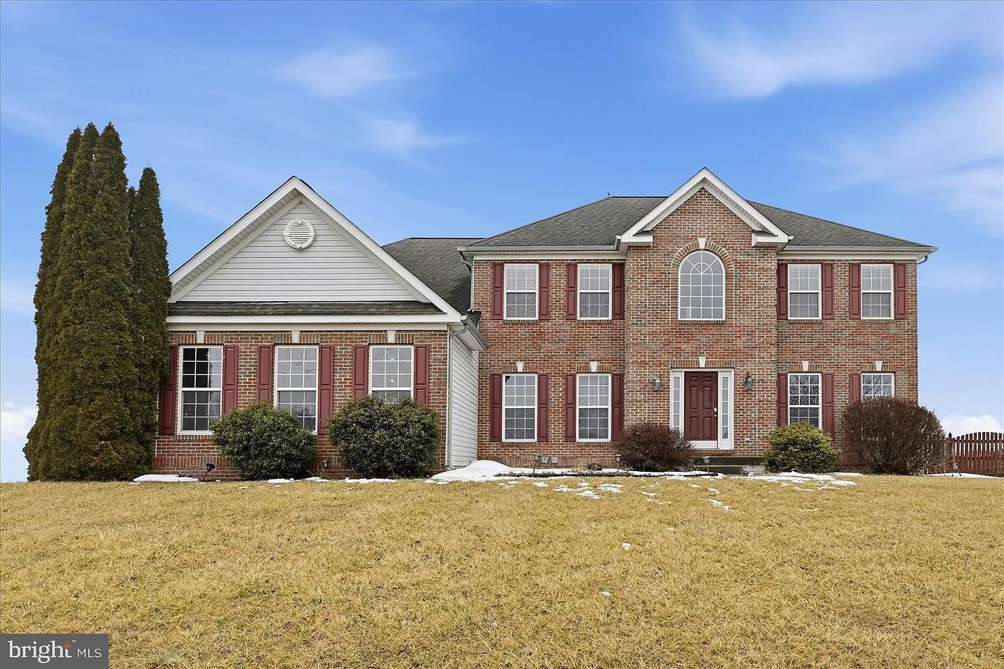 693 Spruce Hill Way Charles Town, WV 25414 - Thumbnail 2