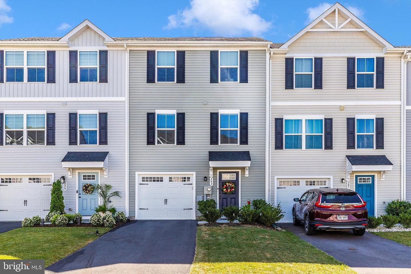 303 Bait Rd Inwood, WV 25428 - Thumbnail 2