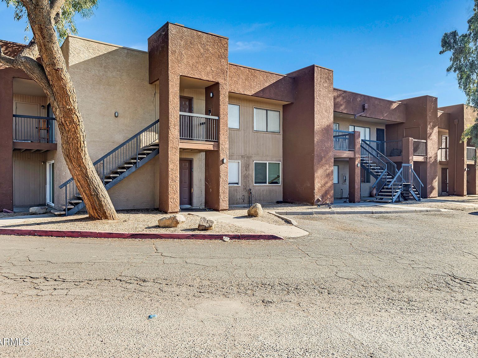 3810 N Maryvale Pkwy APT 2067 Phoenix, AZ 85031 - Thumbnail 2