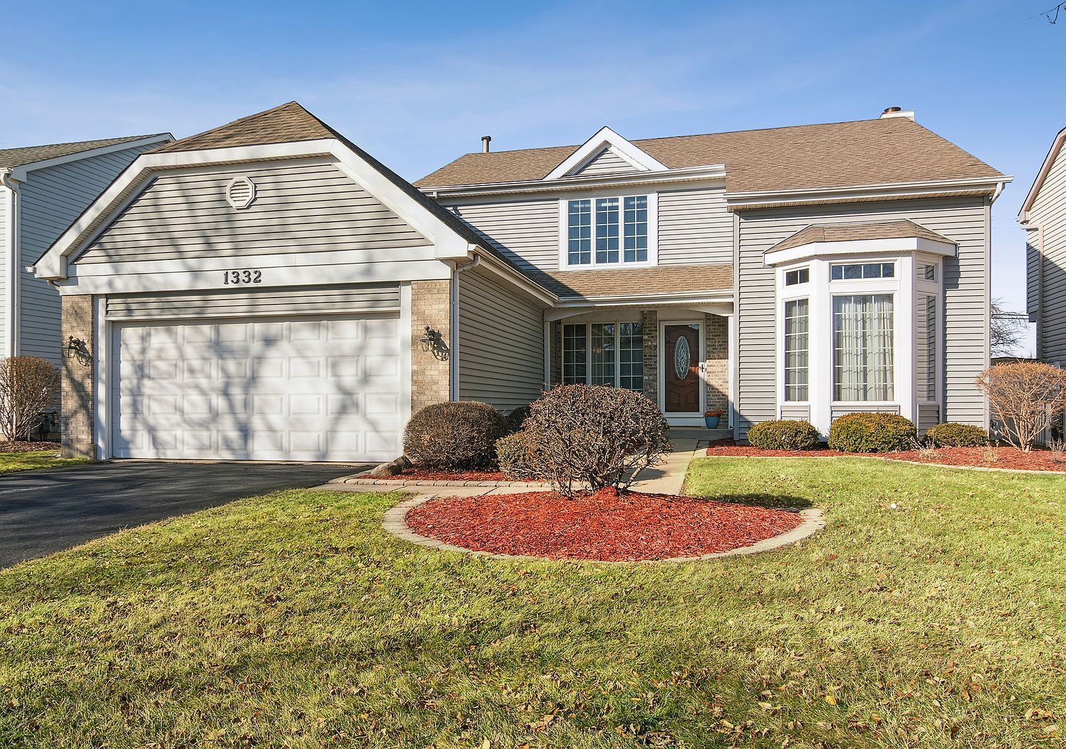 1332 Edington Ln Mundelein, IL 60060 - Thumbnail 2