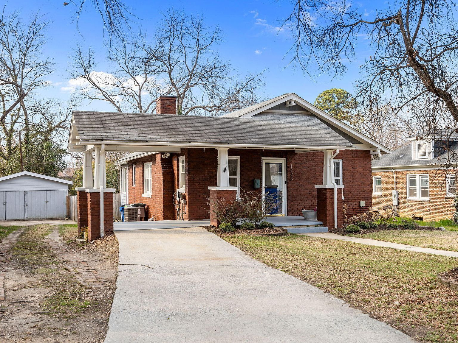 1223 Courtland Dr Raleigh, NC 27604 - Thumbnail 2