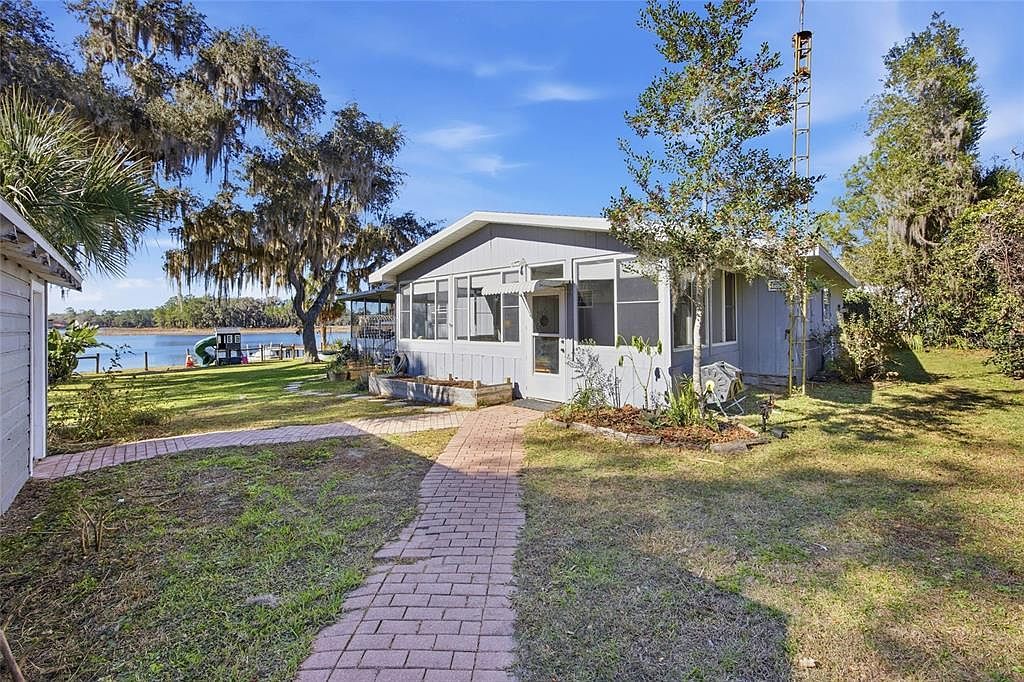 10550 NE 222nd Place Rd Fort Mc Coy, FL 32134  | Single Family
