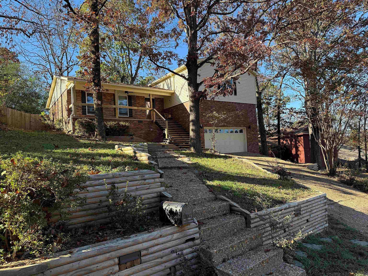 8714 Boulder Ln Little Rock, AR 72227 - Thumbnail 2