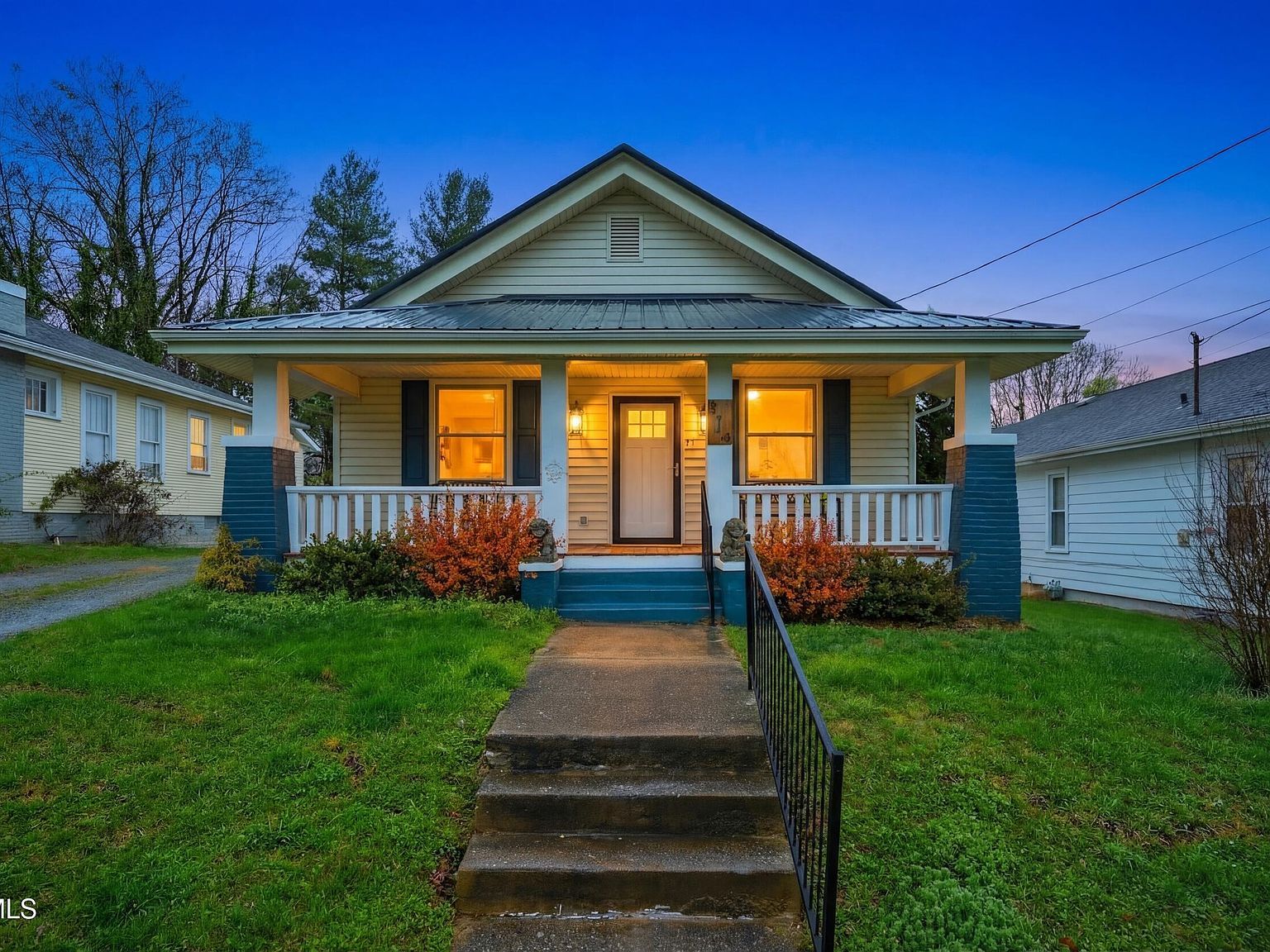 916 E Hillcrest Dr Johnson City, TN 37604 - Thumbnail 2