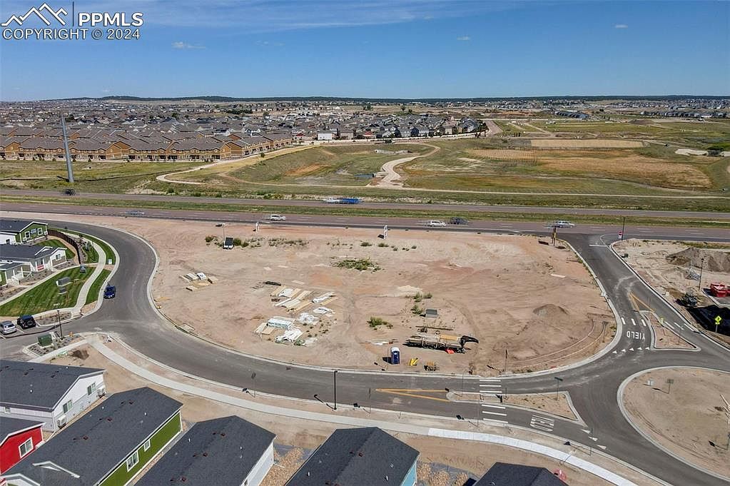 7740 Adventure Way Colorado Springs, CO 80923 - Thumbnail 2