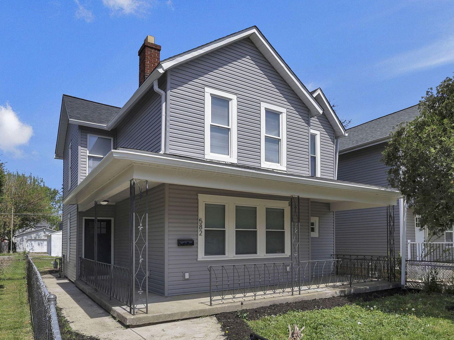 582 Siebert St Columbus, OH 43206, 43206