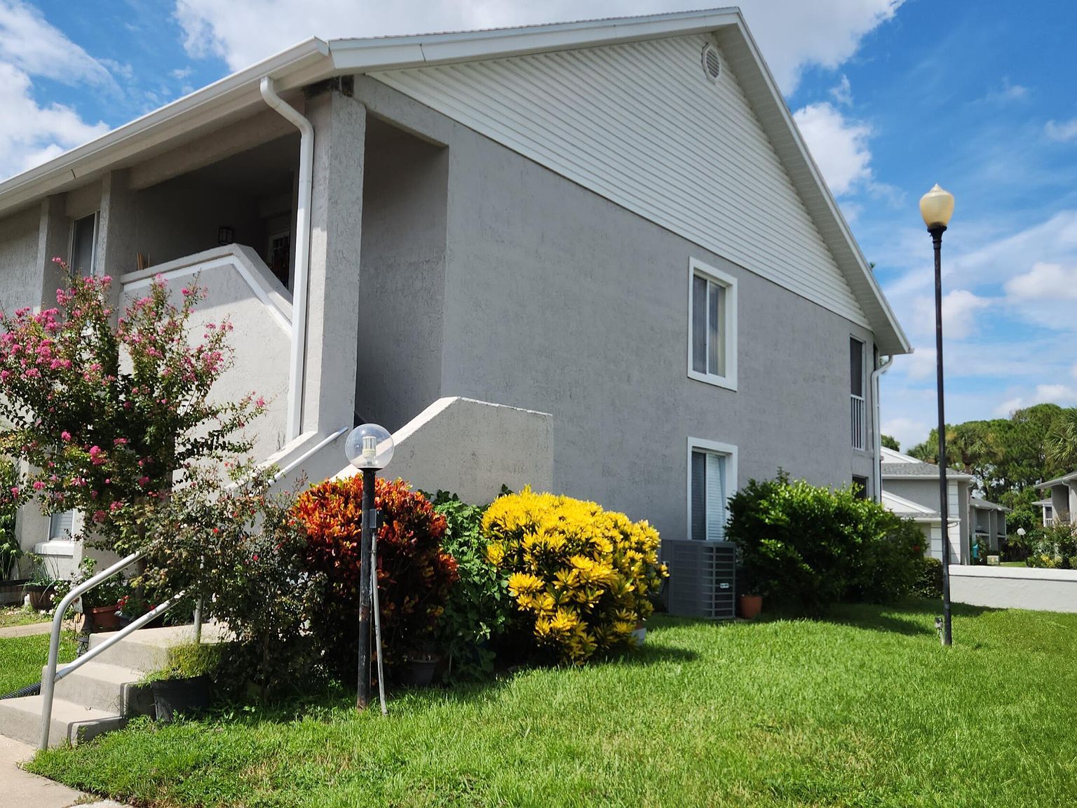 5617 Blue Shadows Ct #4 Orlando, FL 32811 - Thumbnail 2