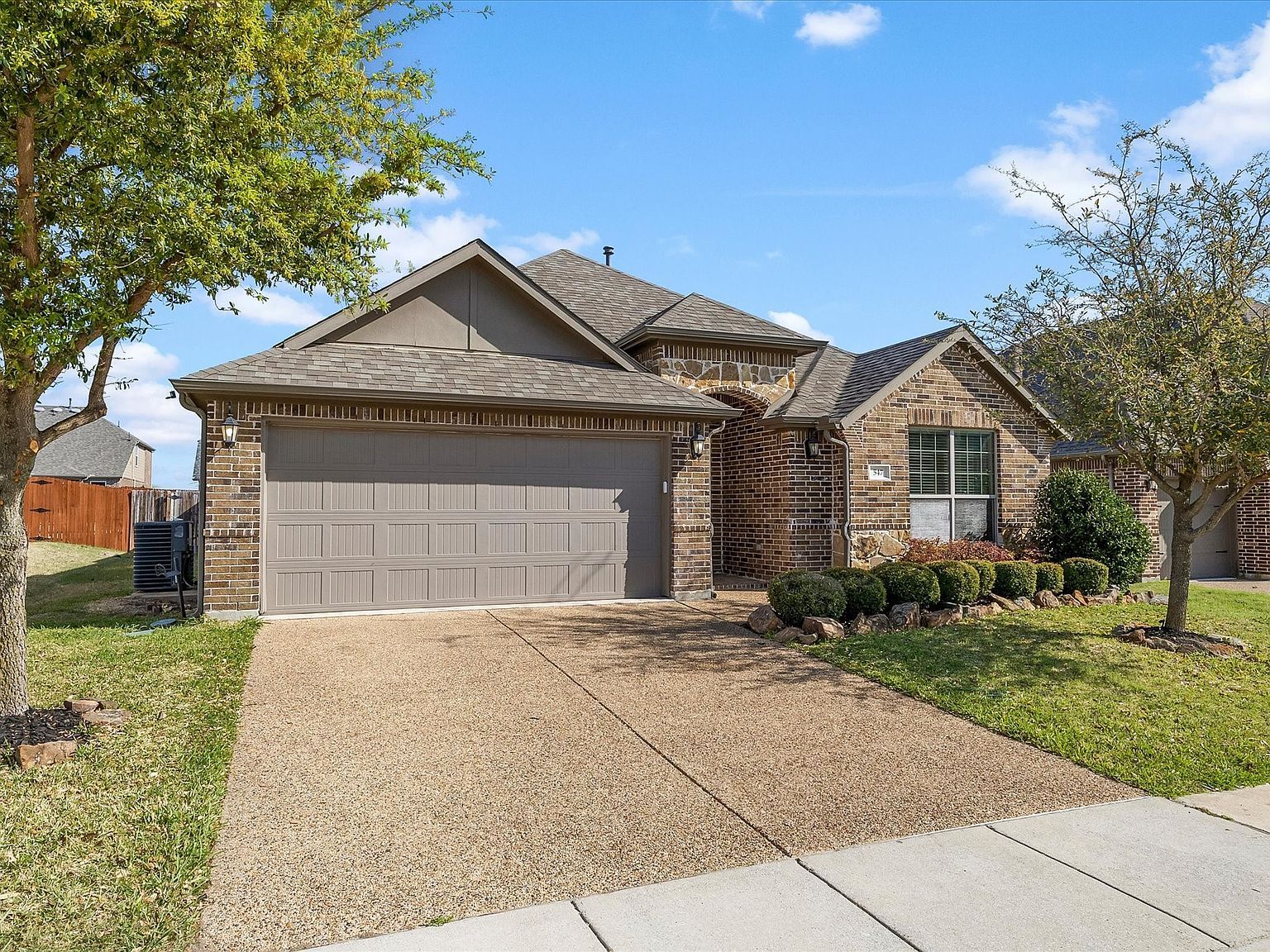 547 La Grange Dr Fate, TX 75087 - Thumbnail 2