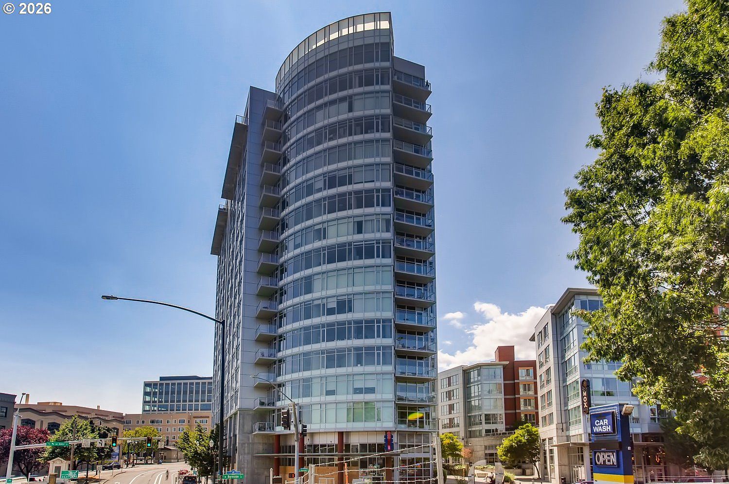 1926 W Burnside St Unit 512 Portland, OR 97217 - Thumbnail 2