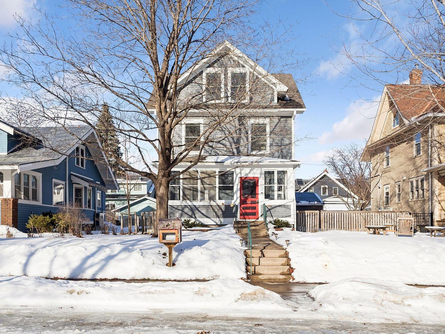 939 Linwood Ave Saint Paul, MN 55105 - Thumbnail 2