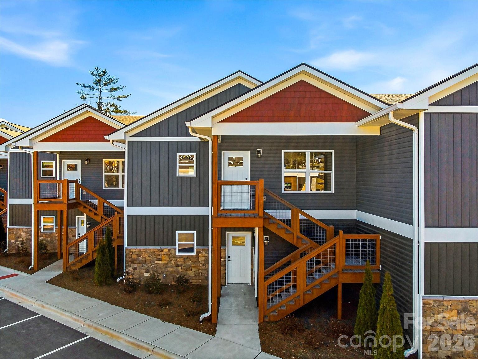 143 Carver St #10 Brevard, NC 28712  | Condominium