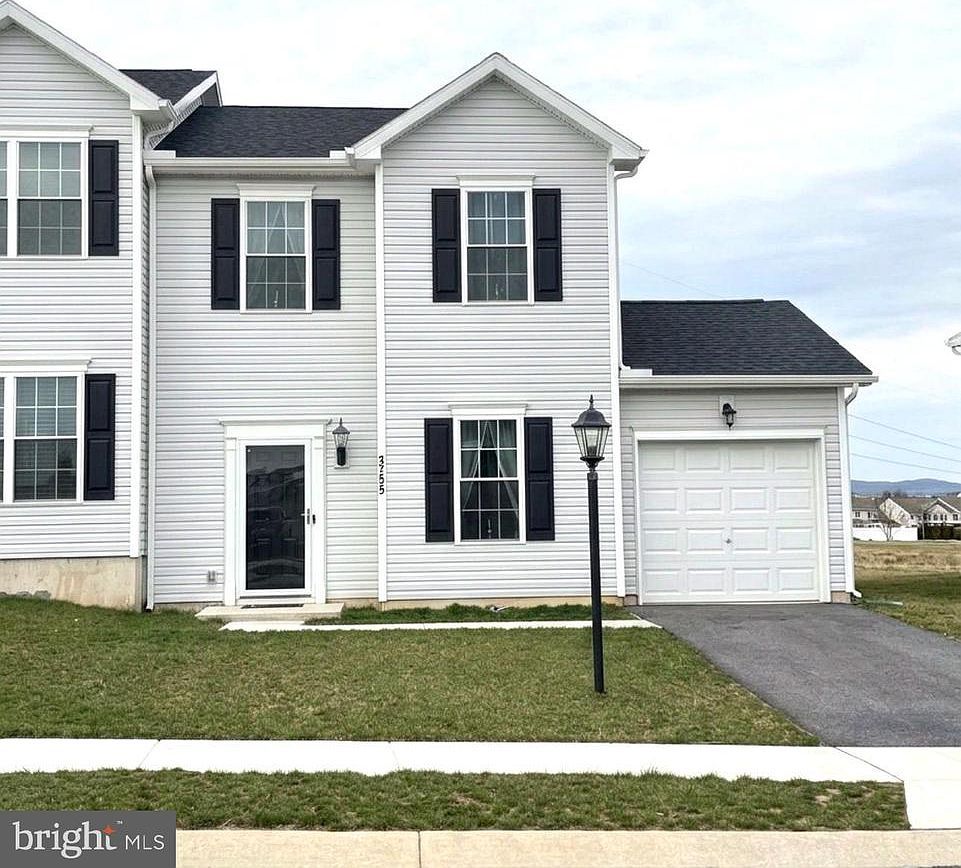 3755 Castle Dr Dover, PA 17315, 17315