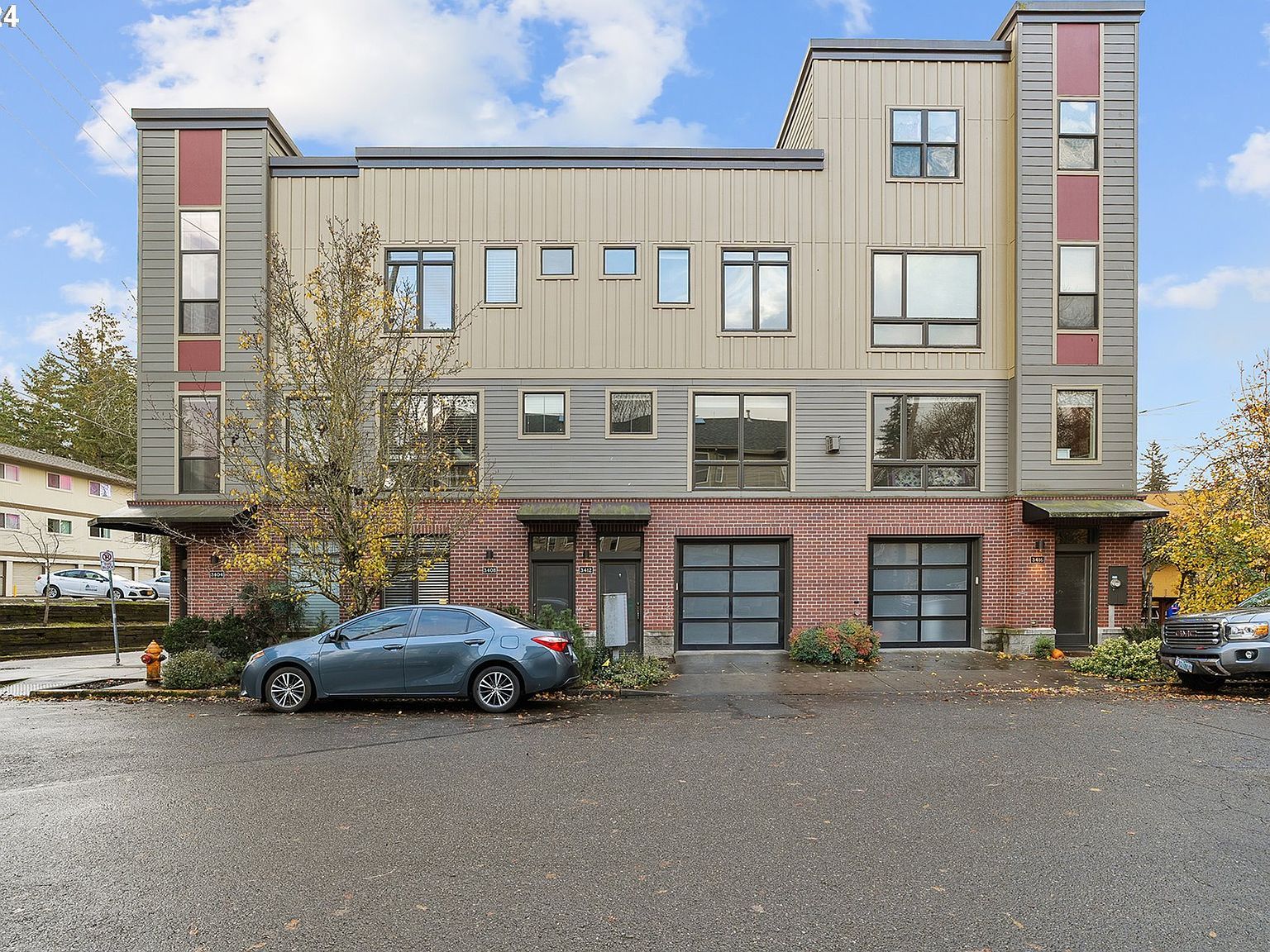 3412 SW Moss St Portland, OR 97219  | New build