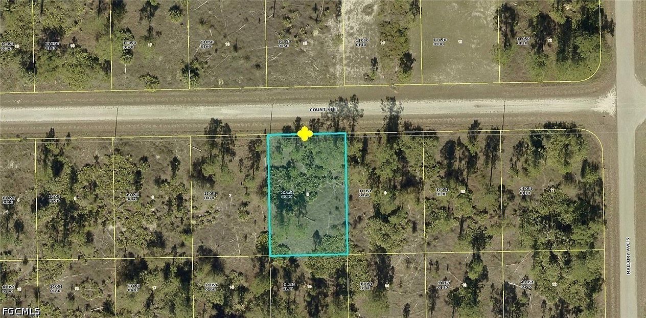 1224 Count St E Lehigh Acres, FL 33974 - Thumbnail 2