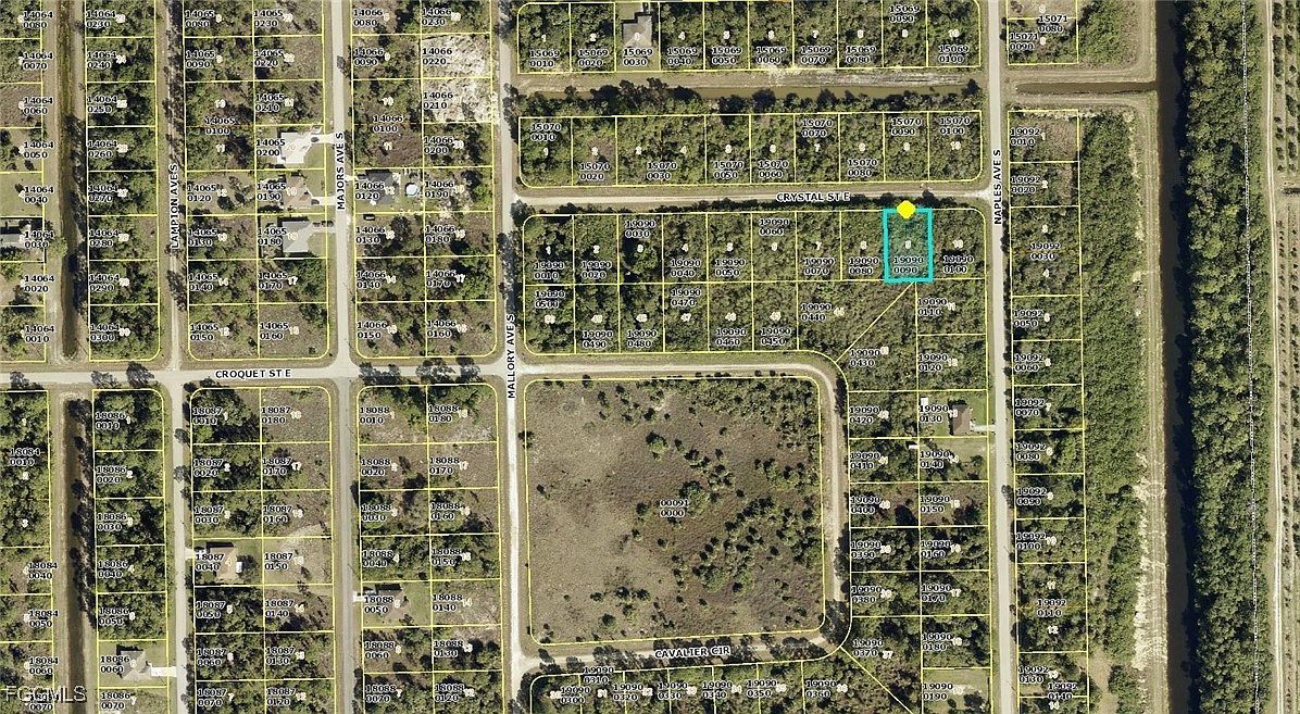 1248 Crystal St E Lehigh Acres, FL 33974 - Thumbnail 2