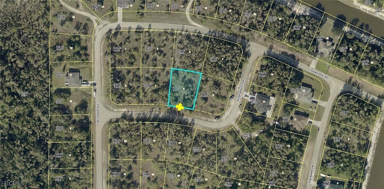 311 Kerrsdale Cir Lehigh Acres, FL 33974 - Thumbnail 2