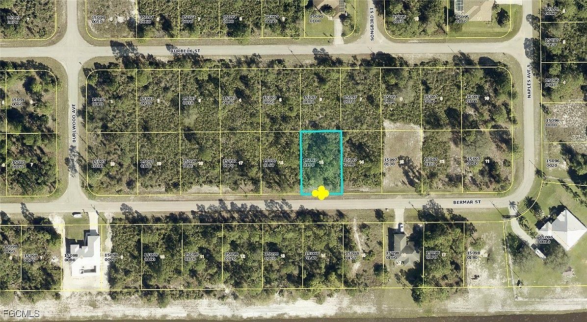 1265 Bermar St Fort Myers, FL 33913 - Thumbnail 2