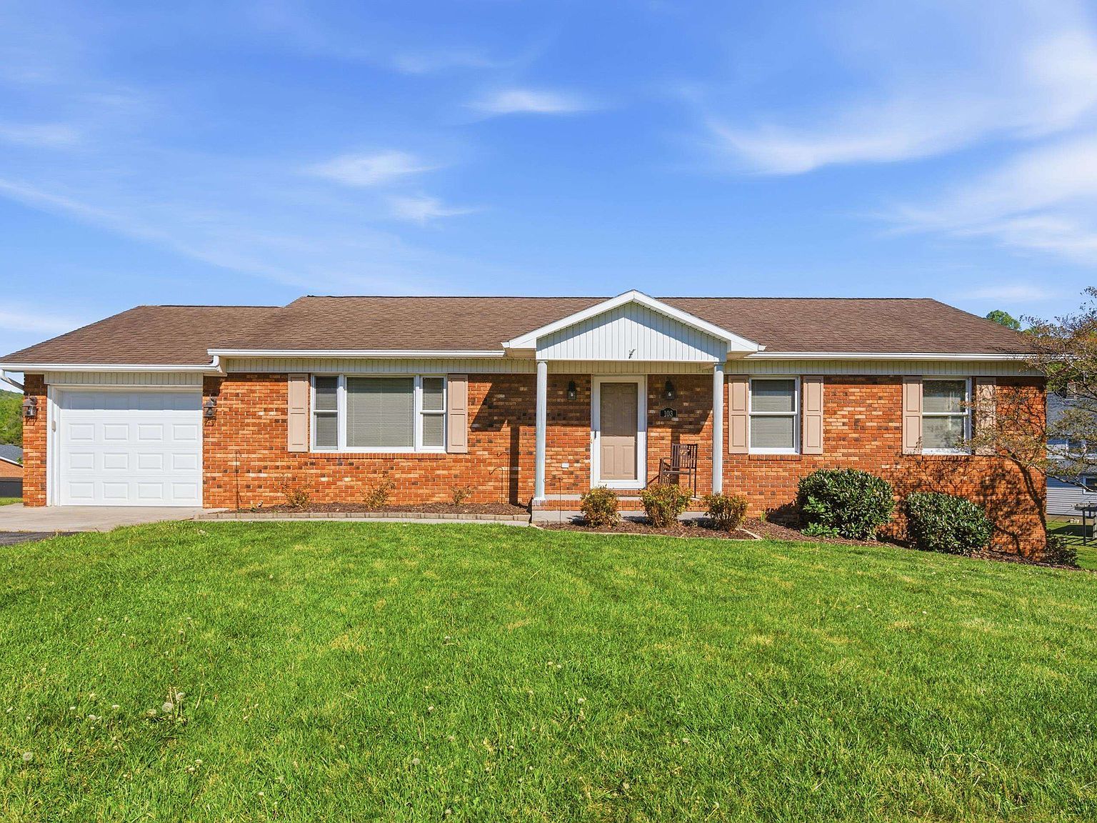 103 Huffman Dr Pearisburg, VA 24134  | Single Family