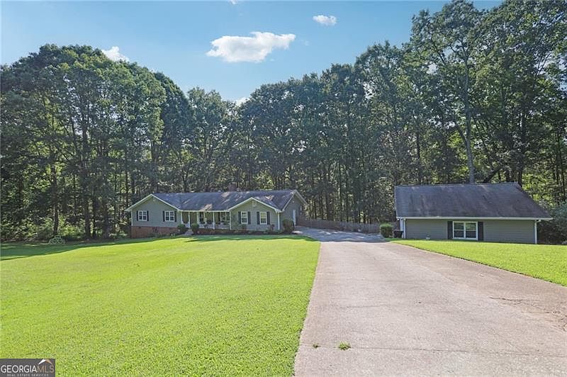 3284 Creekside Dr SE Conyers, GA 30094 - Thumbnail 2