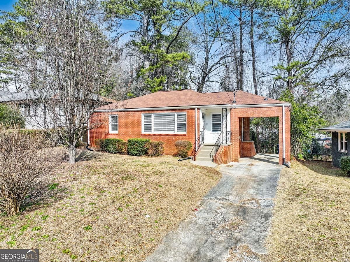 186 W Lake Dr NW Atlanta, GA 30314 - Thumbnail 2