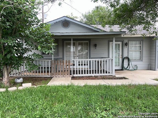 116 N Matlock St Poth, TX 78147 - Thumbnail 2