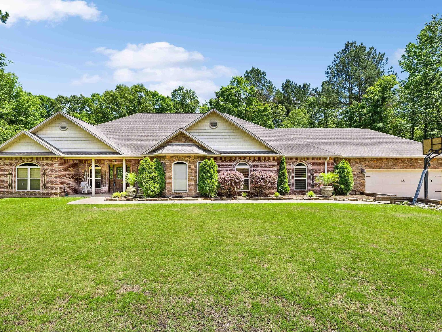 402 Demuth Ln Benton, AR 72019 | Single Family