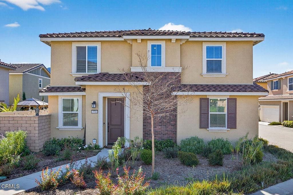 1936 Tangelo Way Santa Paula, CA 93060 - Thumbnail 2