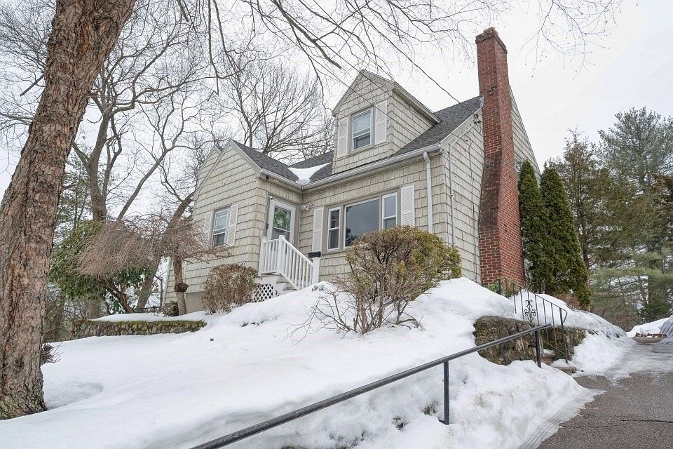 193 Vincent Rd Dedham, MA 02026  | Single Family