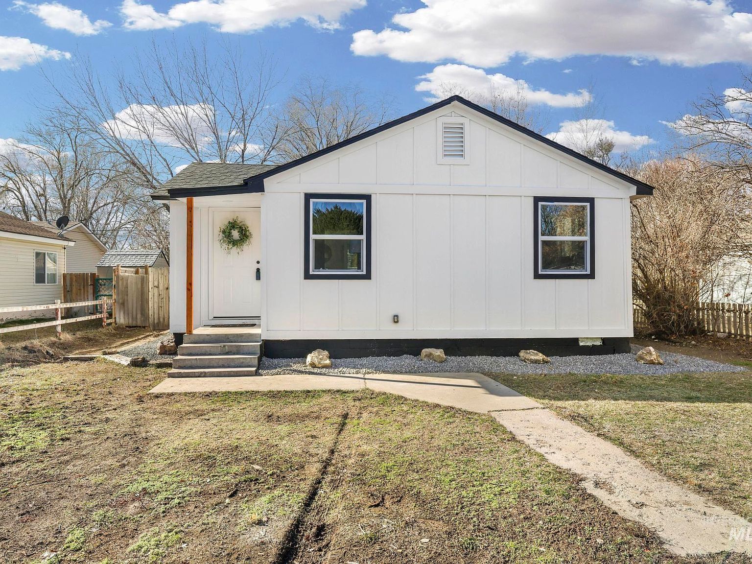 1033 Nevada St Gooding, ID 83330 - Thumbnail 2