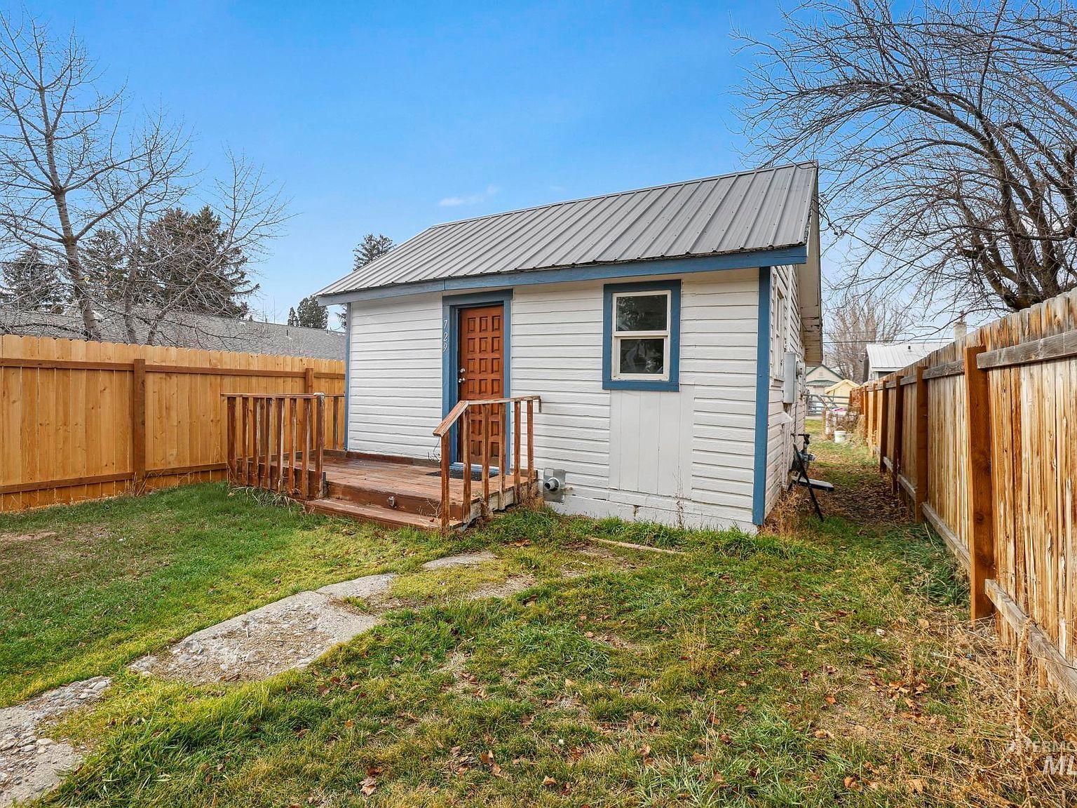 729 California St Gooding, ID 83330 - Thumbnail 2