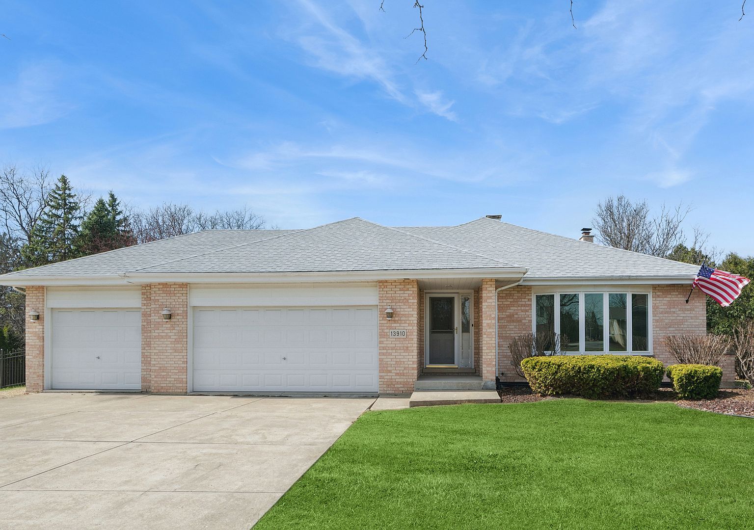 13910 Green Valley Dr Orland Park, IL 60467 - Thumbnail 2