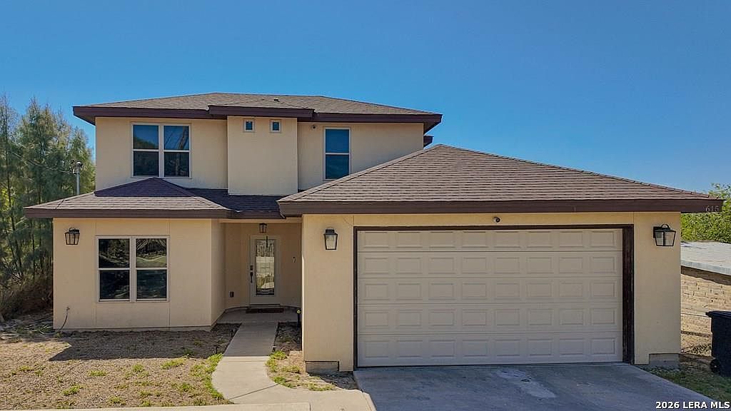 615 N Trinity St Eagle Pass, TX 78852, 78852