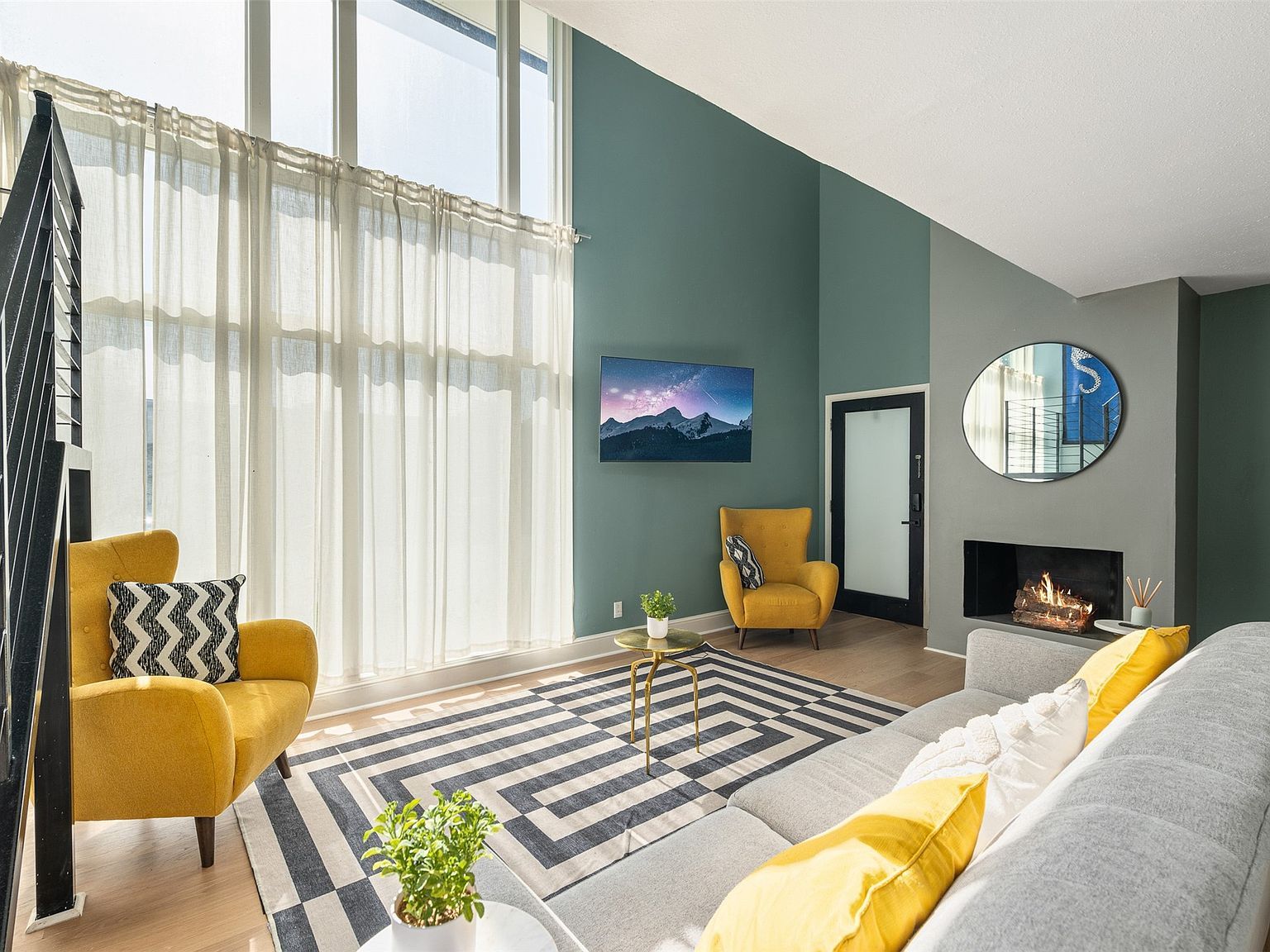 10215 Regal Oaks Dr #10215 Dallas, TX 75230  | Condominium