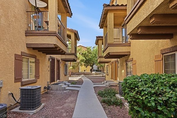 5935 Nuevo Leon St Unit 7 North Las Vegas, NV 89031, 89031